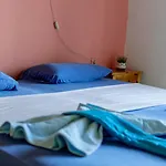 Giola And 1 Αστρίδα