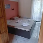 Giola And 1 * Αστρίδα